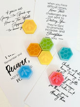 將圖片載入圖庫檢視器 Honeycomb Wax Melts 蜂巢蠟磚 - Small