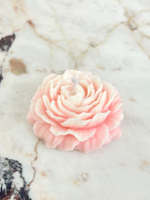 將圖片載入圖庫檢視器 Blooming Peony Candle  - Large