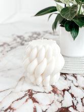 將圖片載入圖庫檢視器 Knit Decorate Candle 冷織蠟燭