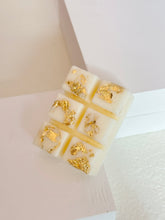 Load image into Gallery viewer, Gold Foil Scented Wax Melt 金箔香薰蠟磚
