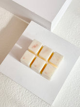 Load image into Gallery viewer, Twinkle Pink Scented Wax Melts 粉色閃亮蠟磚
