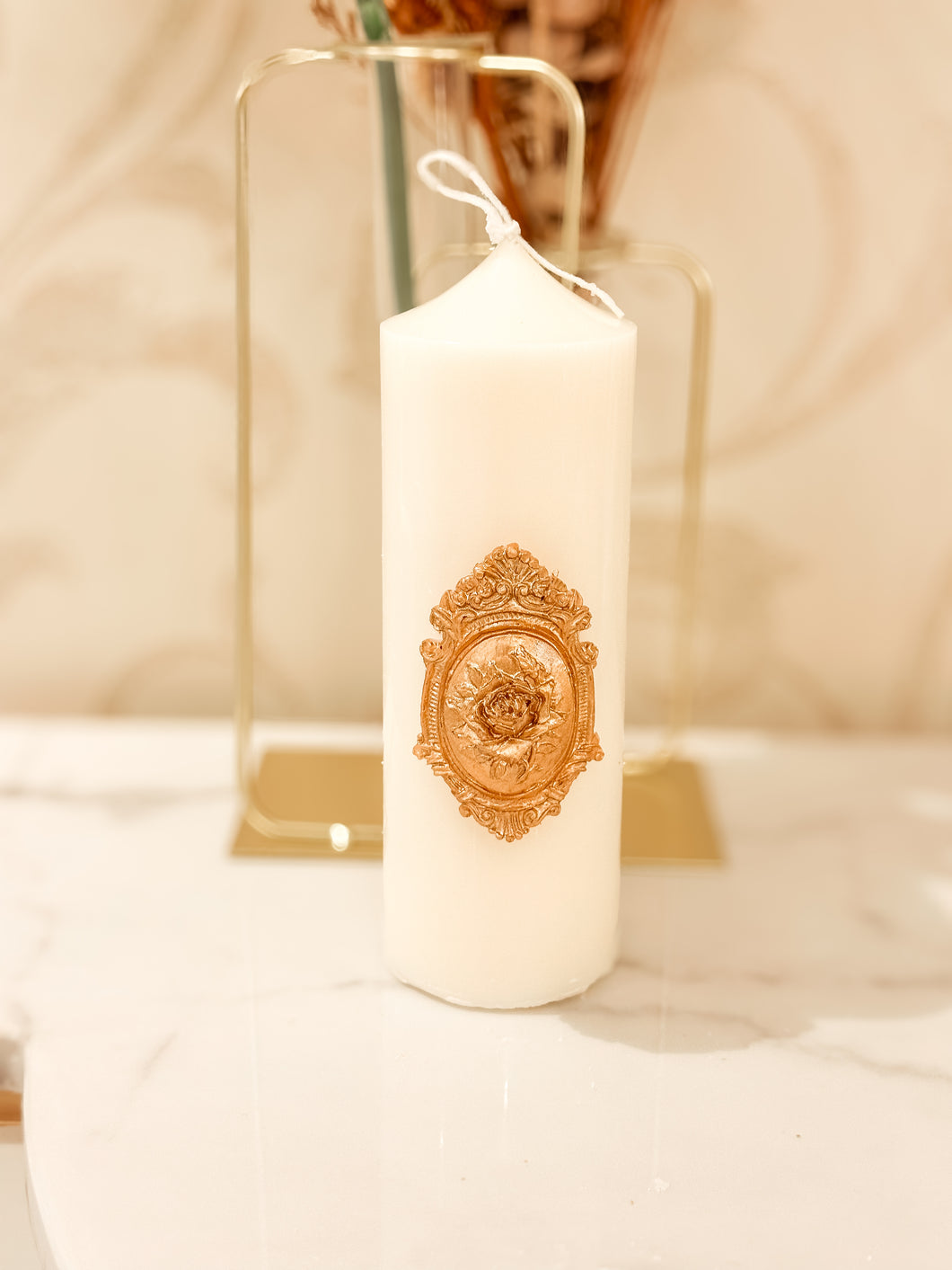 La Rose Cameo Candle - Tall Dome Pillar